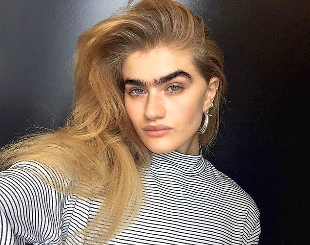  Model With a “Monobrow” Defies Modern Beauty Standards